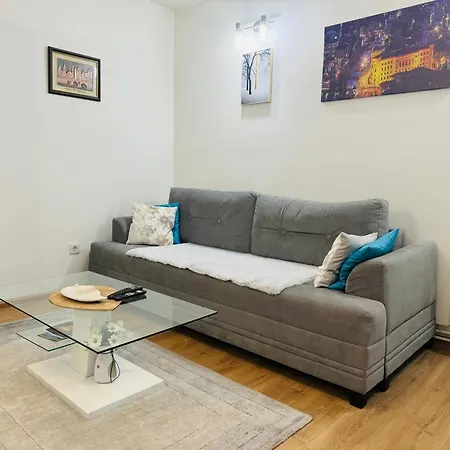 Sweet - Center - Parking Apartamento